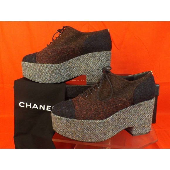 NIB CHANEL G31343 BURGUNDY TWO TONE TWEED CC PLATFORM OXFORDS WEDGE HEEL 39.5 9 - Picture 9 of 12